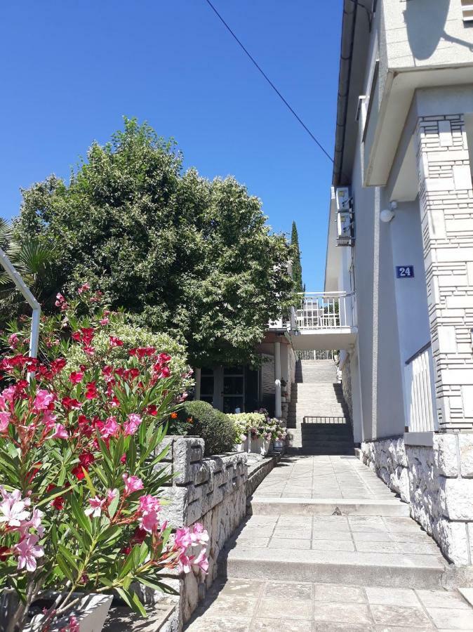 Apartman Mila Dramalj Exterior photo